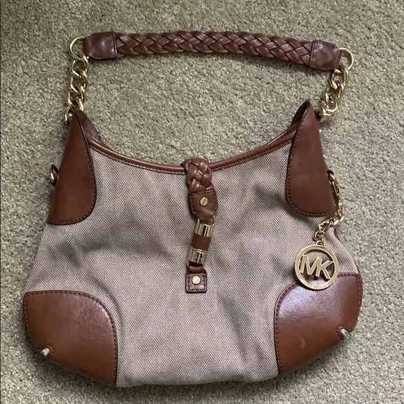 In very good condition Michael Kors purse - Picture 1 of 7